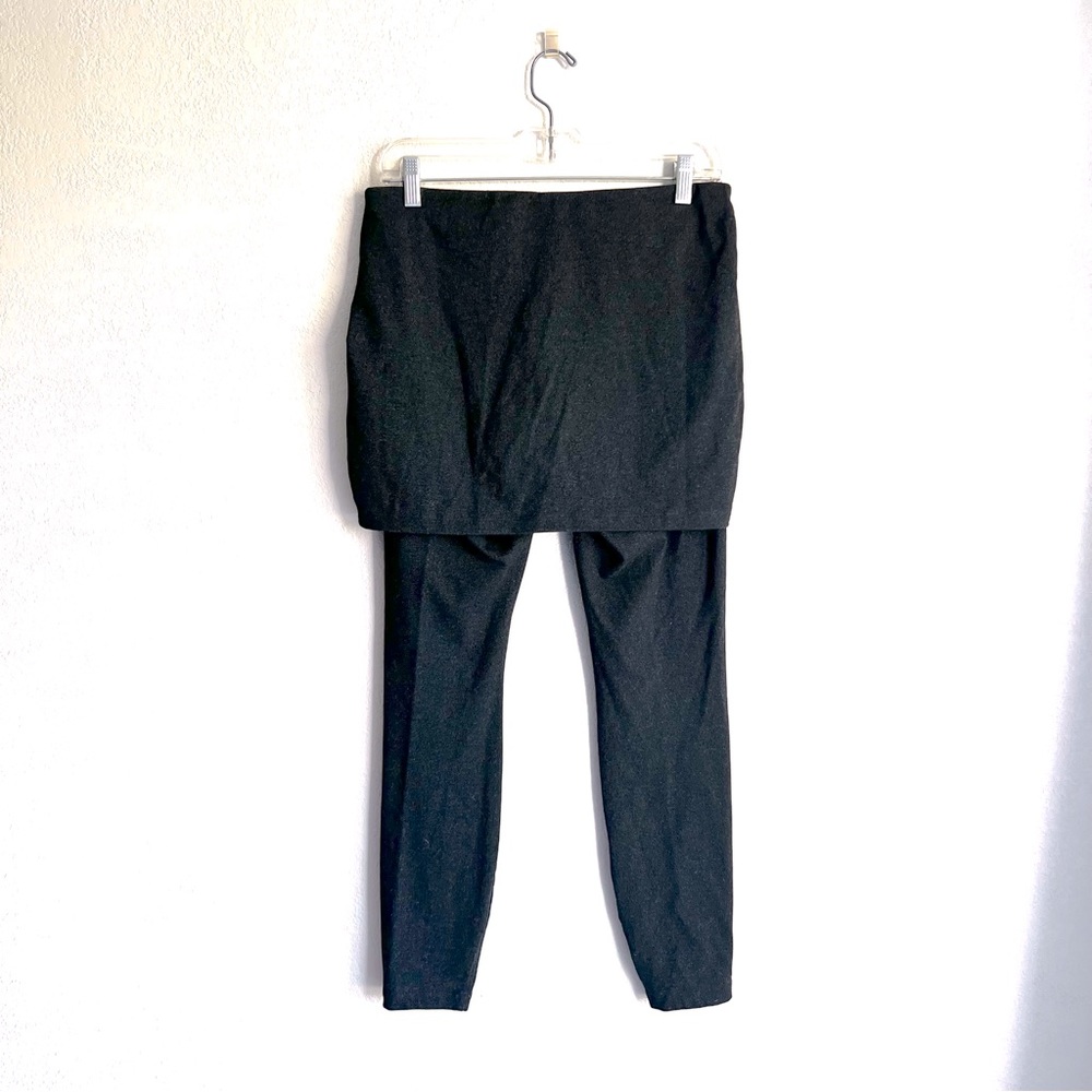 Cabi size small charcoal grey workout leggings with skirt.